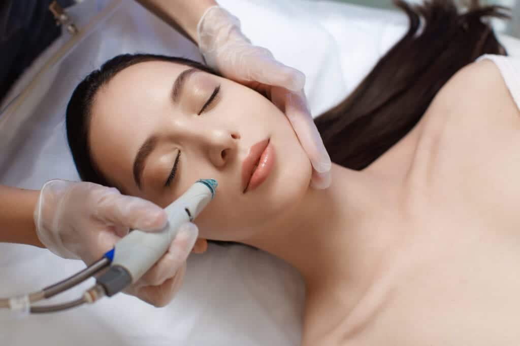 Is A Skinpen Procedure Right For Me? 1 Is A Skinpen Procedure Right For Me?